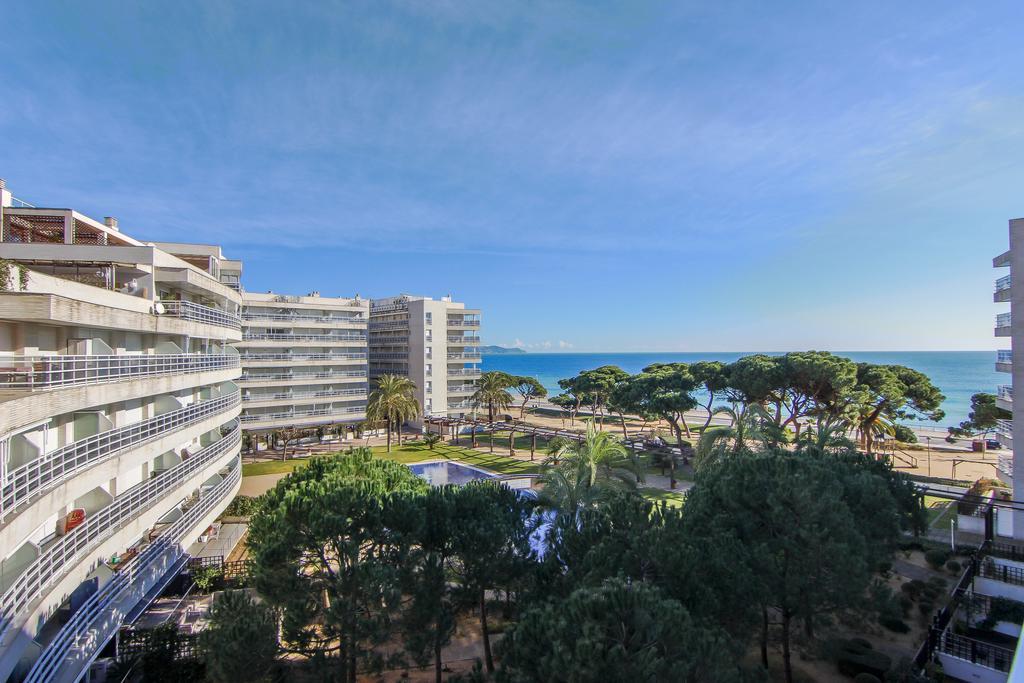 Beachfront Apartment With Pool And Garden S Abanell Blanes Pokoj fotografie