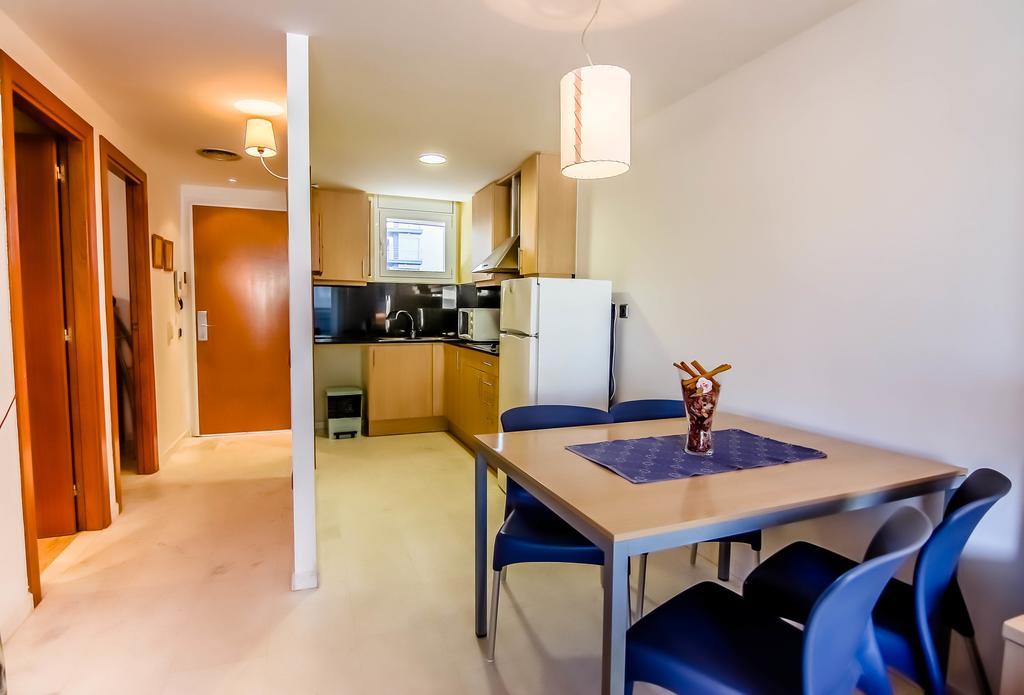 Beachfront Apartment With Pool And Garden S Abanell Blanes Pokoj fotografie