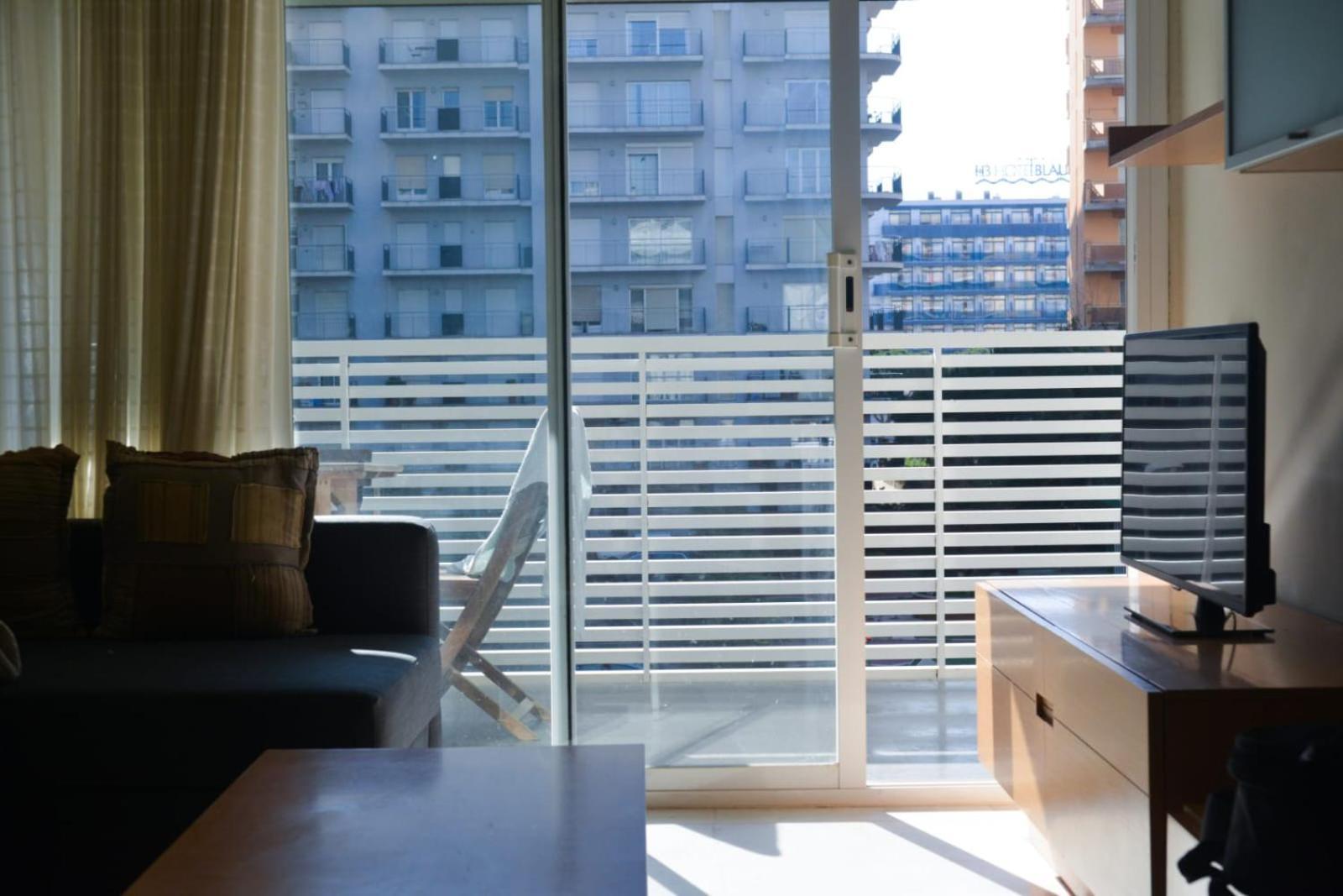 Beachfront Apartment With Pool And Garden S Abanell Blanes Exteriér fotografie