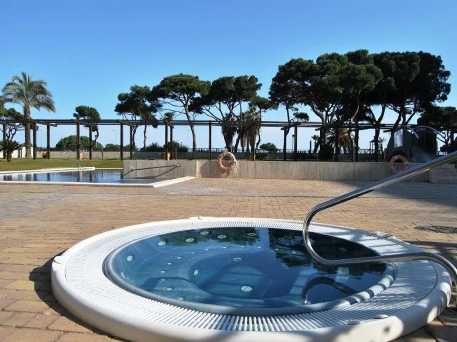 Beachfront Apartment With Pool And Garden S Abanell Blanes Exteriér fotografie