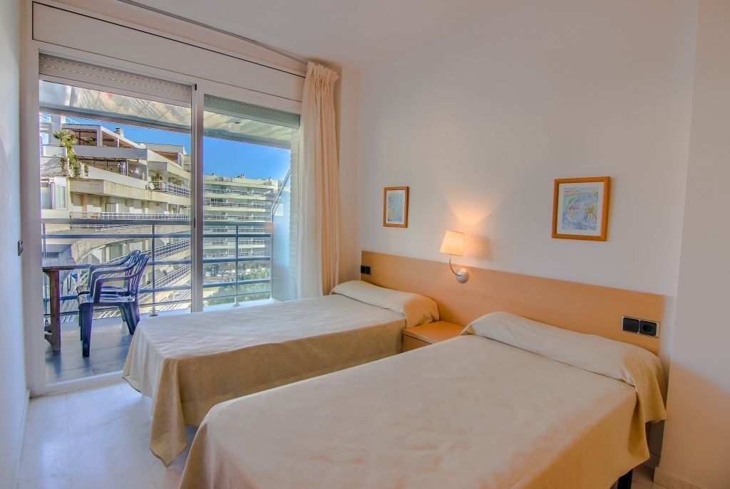 Beachfront Apartment With Pool And Garden S Abanell Blanes Exteriér fotografie
